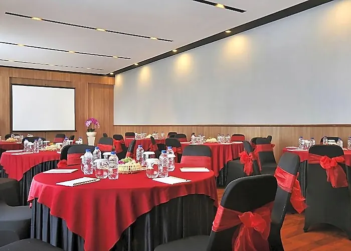 ホテル Pramana Zahill Kintamani 4*